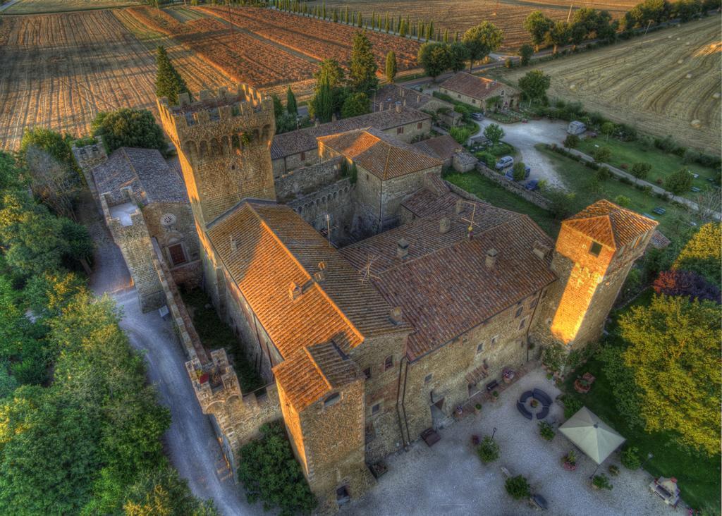 Agriturismo Castello La Grancia Di Spedaletto Pienza Eksteriør billede
