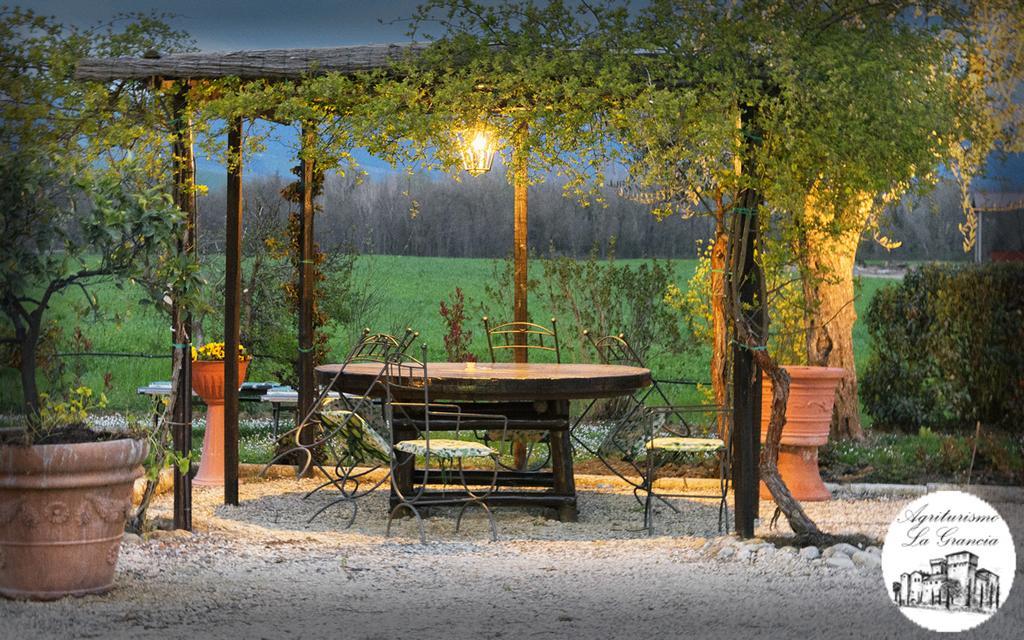 Agriturismo Castello La Grancia Di Spedaletto Pienza Eksteriør billede